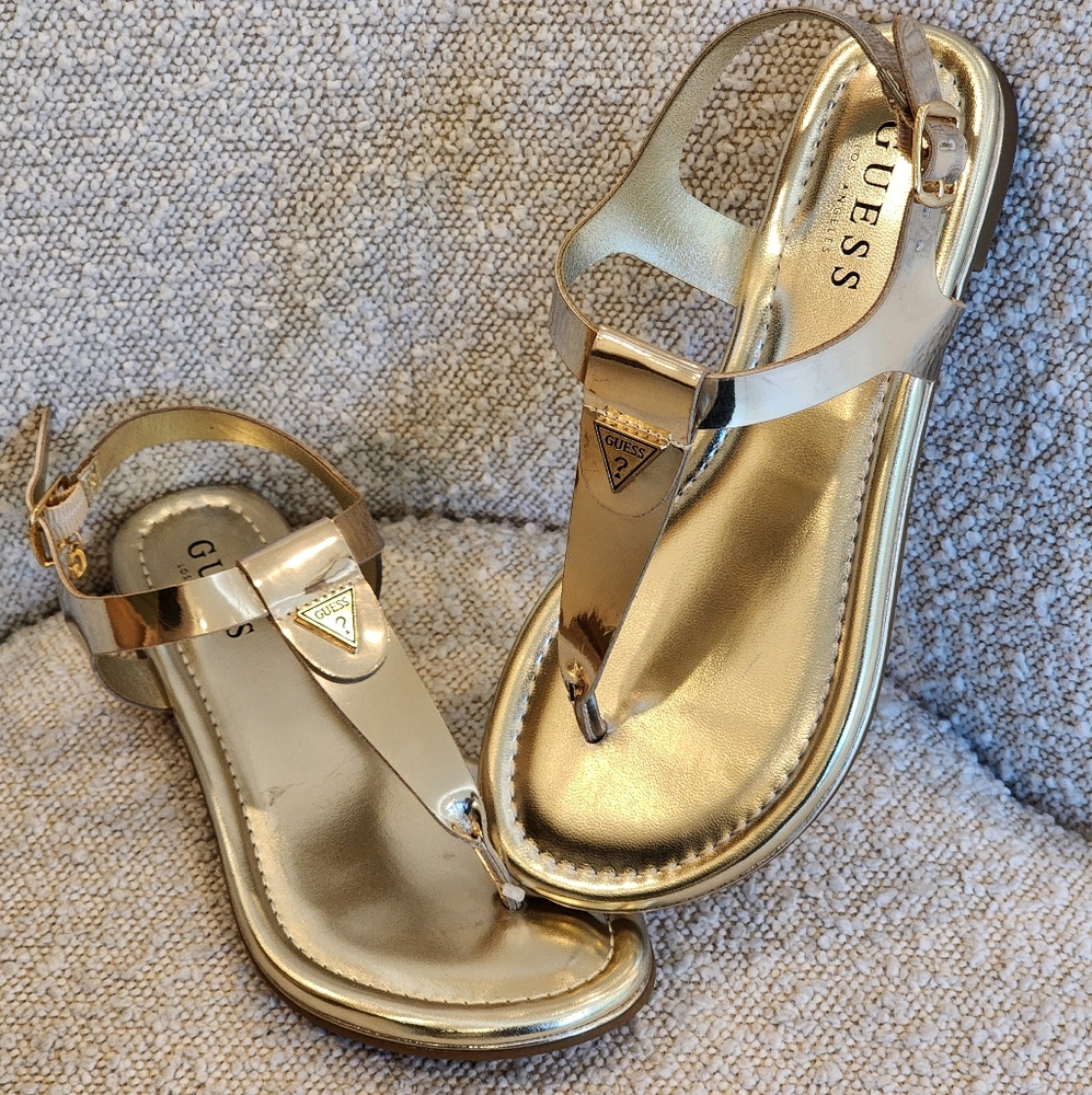 Guess Dorry's T-Strap Gold Women's Charm Logo Ankle Strap Flat Sandals Size 6 - Picture 10 of 13